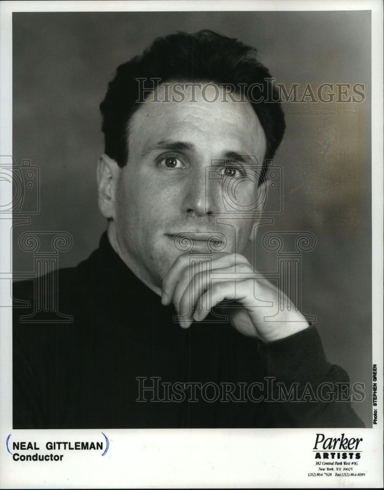 1994 Press Photo Neal Gittleman, conductor of the Milwaukee Symphony Orchestra. - Historic Images