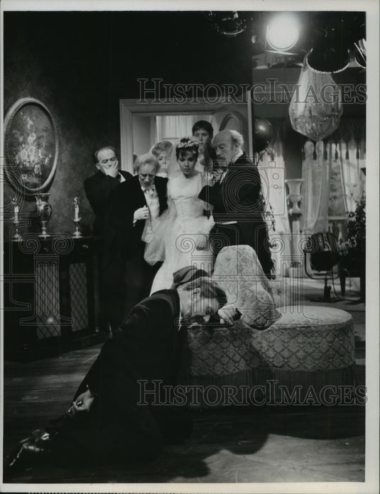 1967, Sir John Gielgud and Claire Bloom in Ivanov, on CBS. - Historic Images