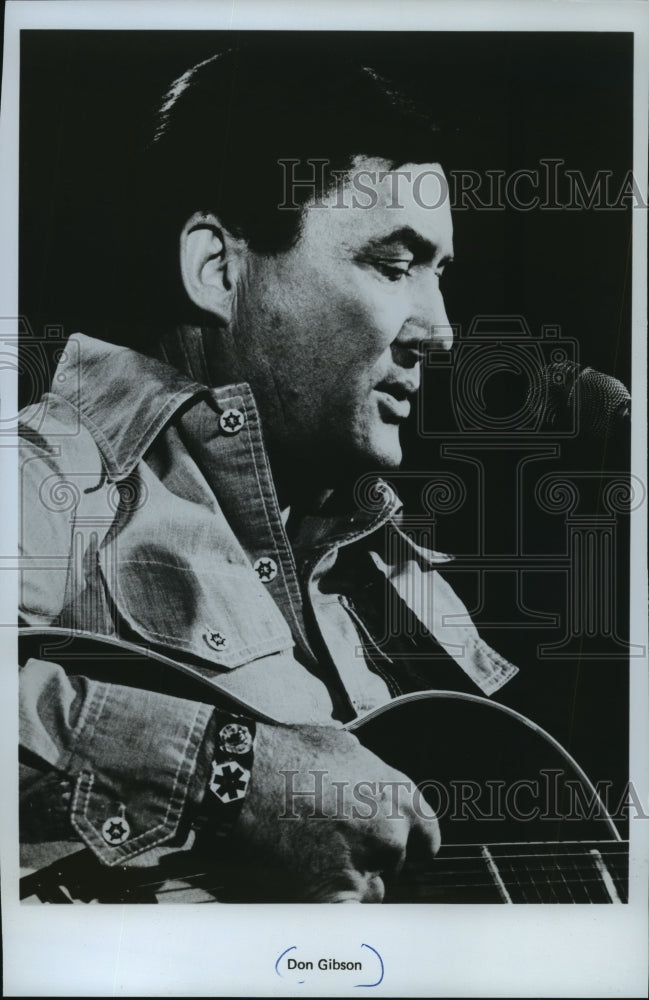 1976, Country singer Don Gibson - mjp16446 - Historic Images