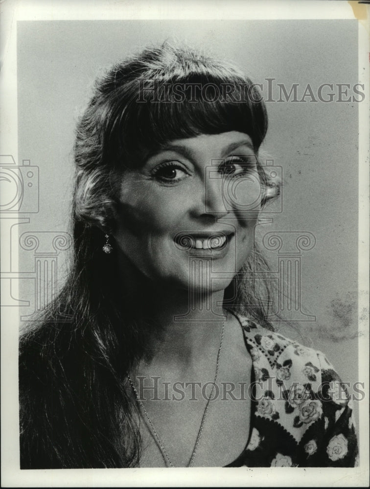 1974 Press Photo Betty Garrett, American actress, known for All in the Family. - Historic Images