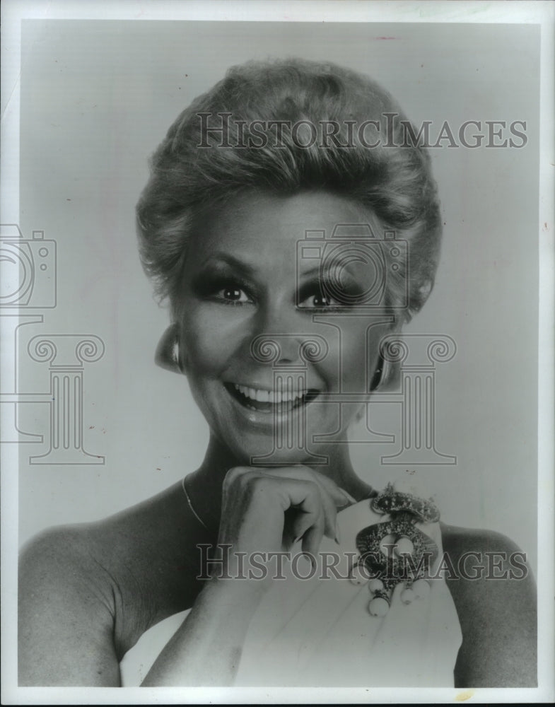 1985 Press Photo Mitzi Gaynor to appear at the Riverside Theater, Wisconsin - Historic Images