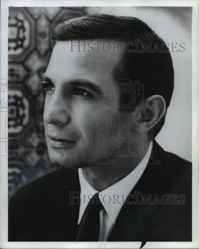 1965 Press Photo &quot;In Search of a Playwright&quot; star Ben Gazzara - mjp16728-Historic Images