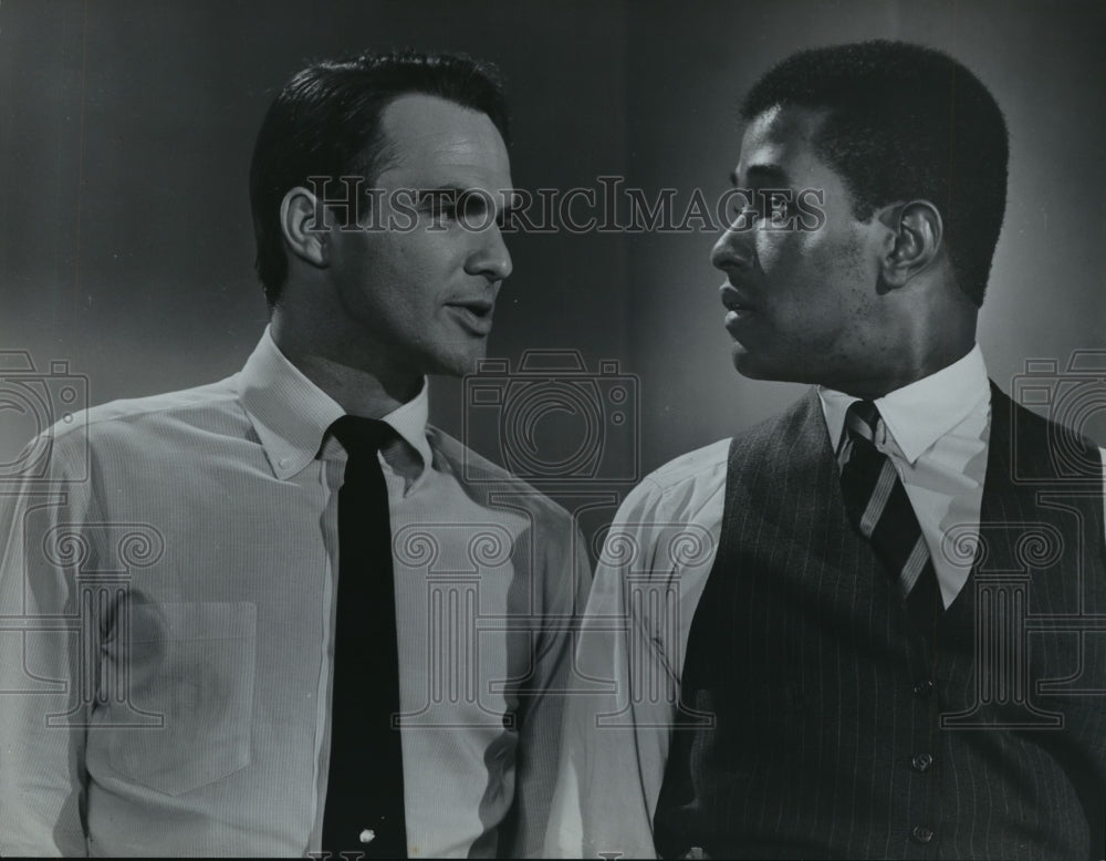 1967, &quot;Hawk&quot; stars Burt Reynolds and Wayne Grice - mjp16859 - Historic Images