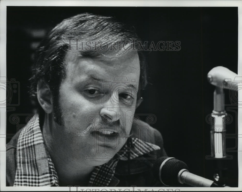 1975, Jonathan Green of WTMJ Radio - mjp16884 - Historic Images