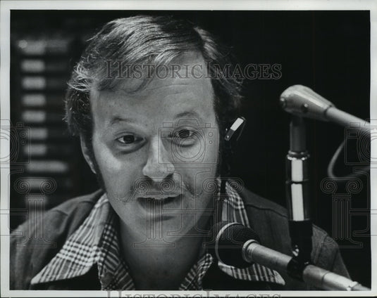 1974 Press Photo Jonathan Green, WTMJ Radio - mjp16886-Historic Images