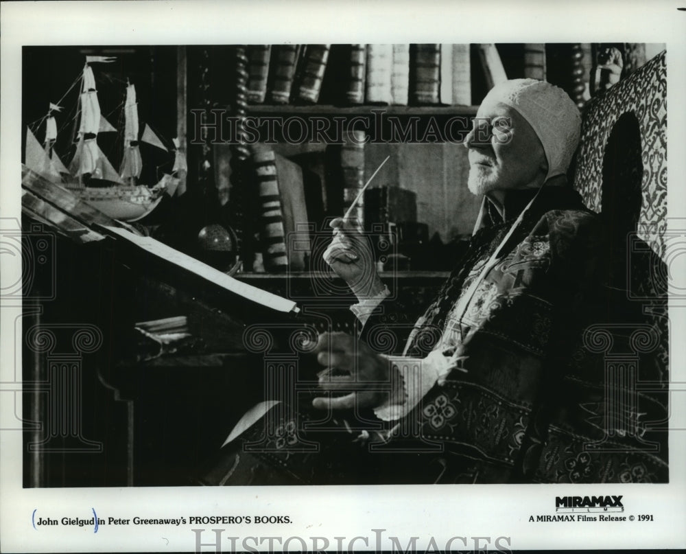 1991 Press Photo John Gielgud in scene from Peter Greenaway's "Prospero's Books" - Historic Images