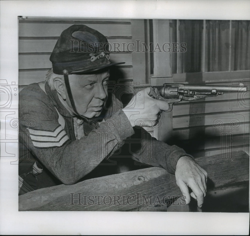 1958 Press Photo Hoot Gibson, western movie star to be in Civil War film - Historic Images