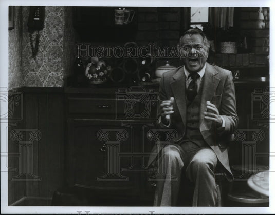 1978 Press Photo Robert Mandan emits a shriek in scene from television show Soap - Historic Images