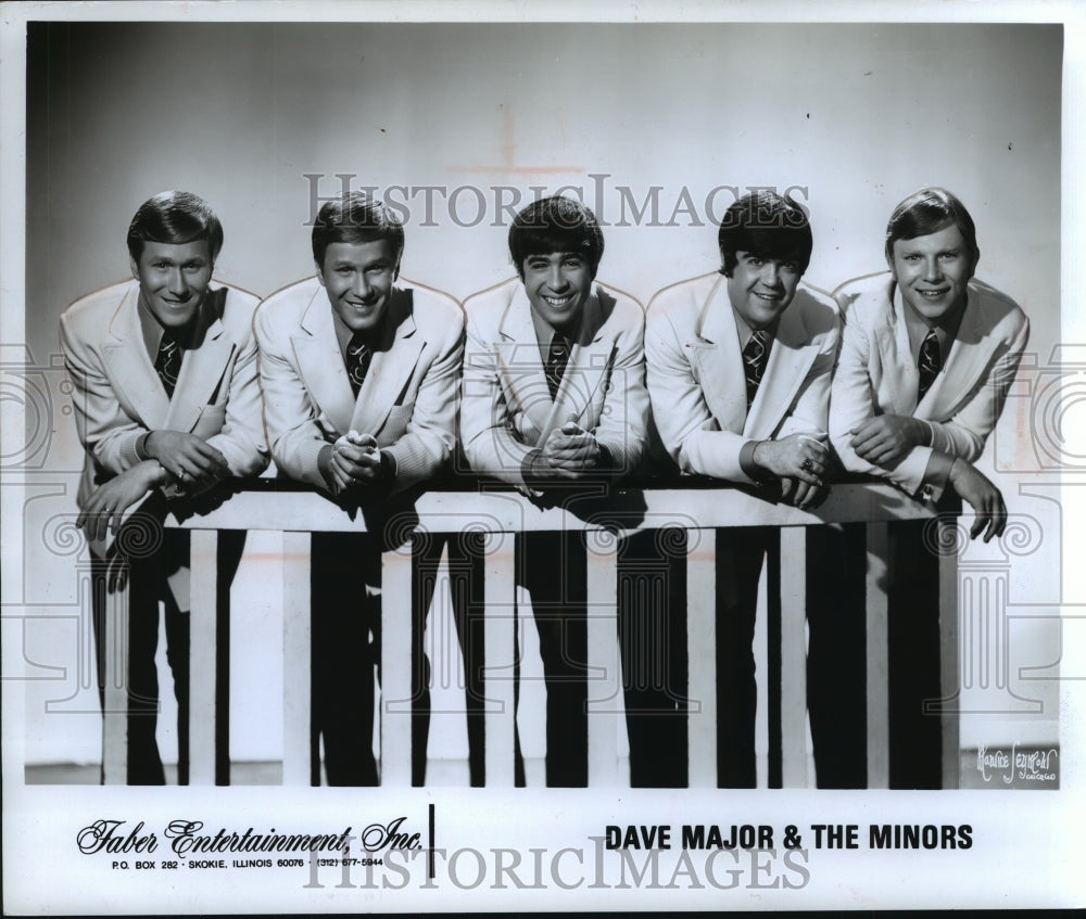 1971 Singing group, Dave Major and the Minors - Historic Images