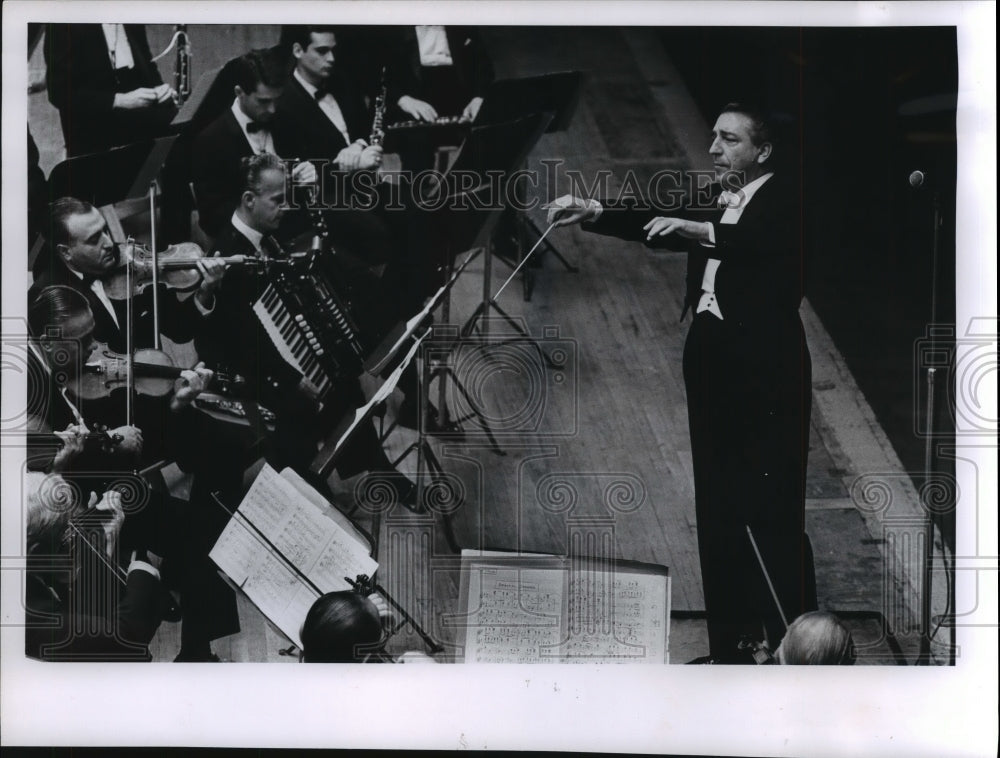 1963, Mantovani conducts symphony, Wisconsin - Historic Images