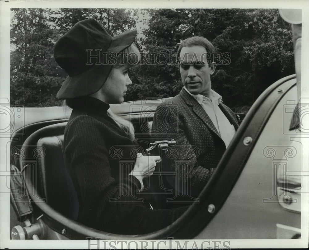 1968 Press Photo Paul Mantee and Eileen O&#39;Neill star in &quot;A Man Called Dagger&quot; - Historic Images