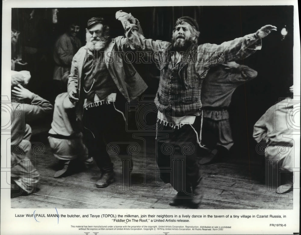 1980, Paul Mann in United Artists &quot;Fiddler On The Roof&quot; - mjp17569 - Historic Images