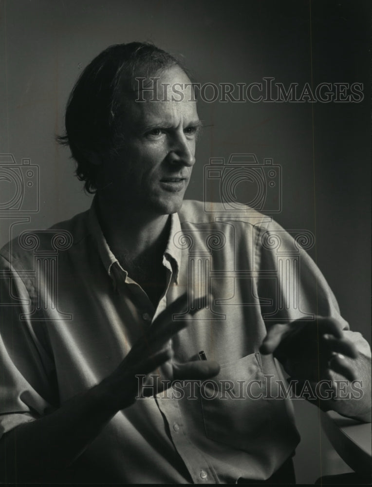 1992 Press Photo Amlin Gray, playwright and author. - mjp17928 - Historic Images