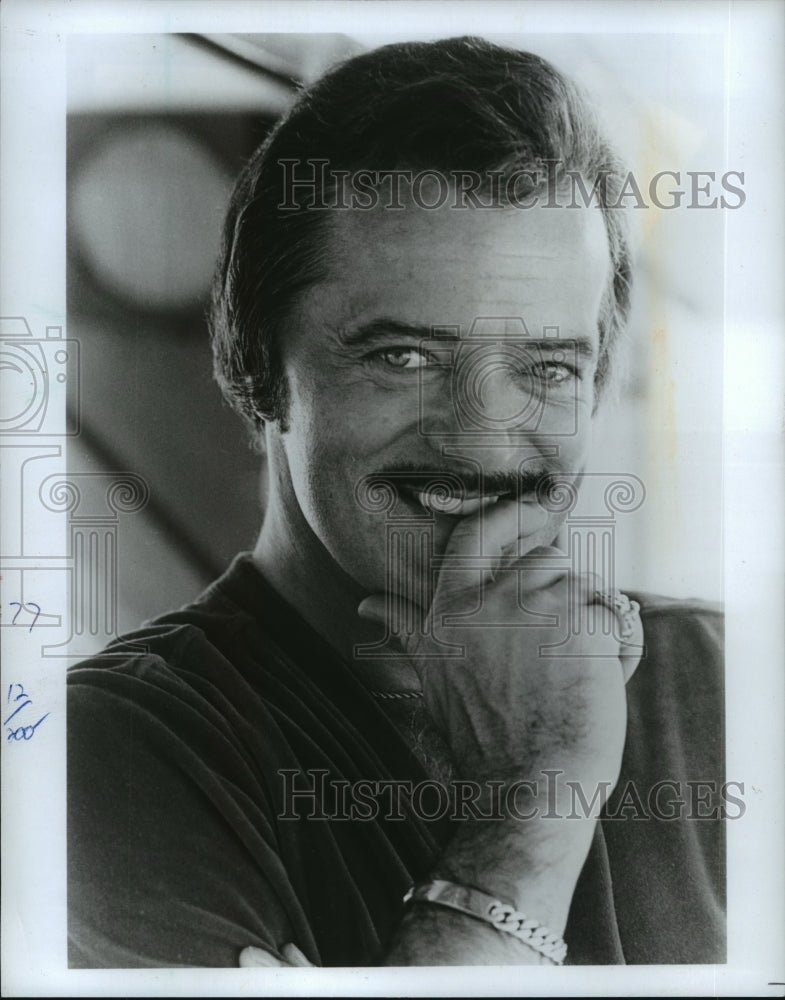 1988 Press Photo Robert Goulet stars in &quot;South Pacific&quot; - mjp18067-Historic Images