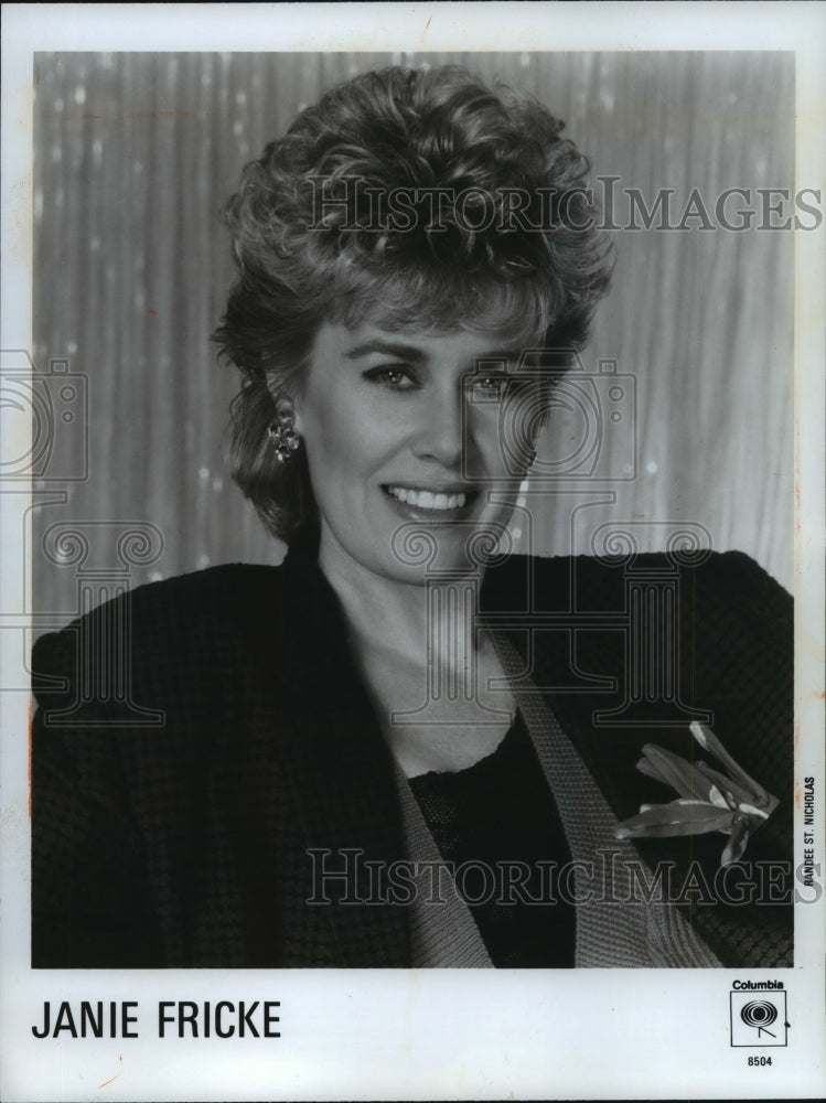 1985 Press Photo Country Music Star Janie Fricke On USA Televsion Mj 1985-press-photo-country-music-star-janie-fricke-on-usa-televsion-mj