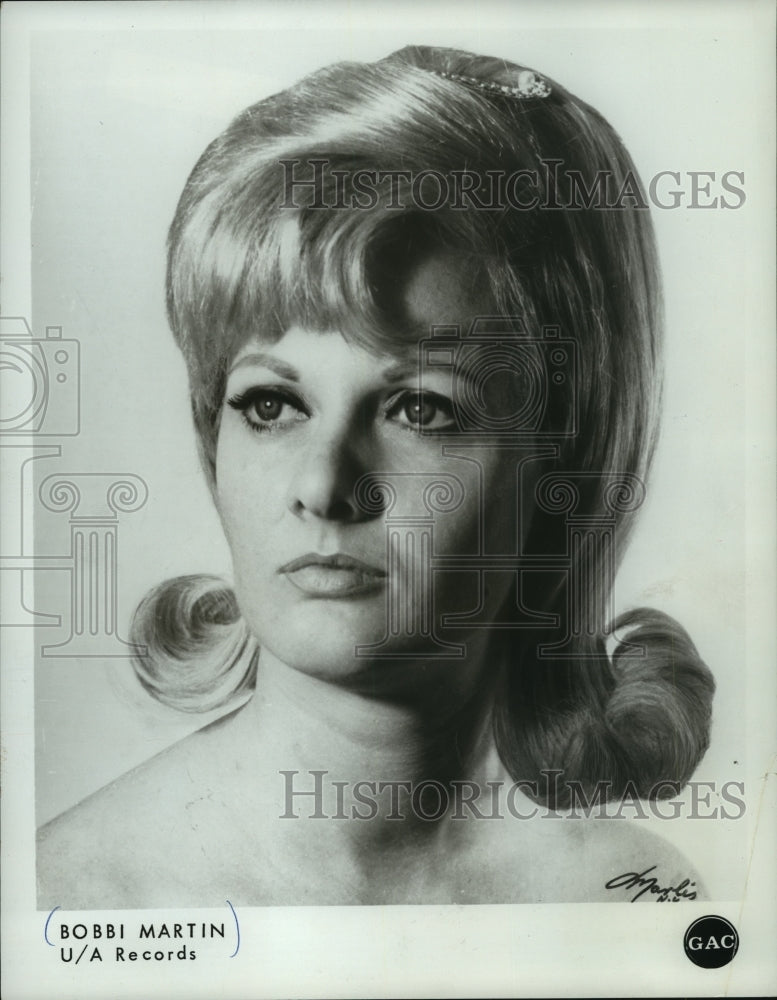 1969, Bobbi Martin - Historic Images