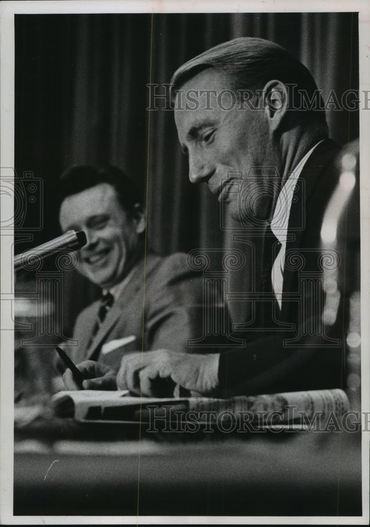 1964, Robert MacNeil, NBC radio and TV commentator - Historic Images