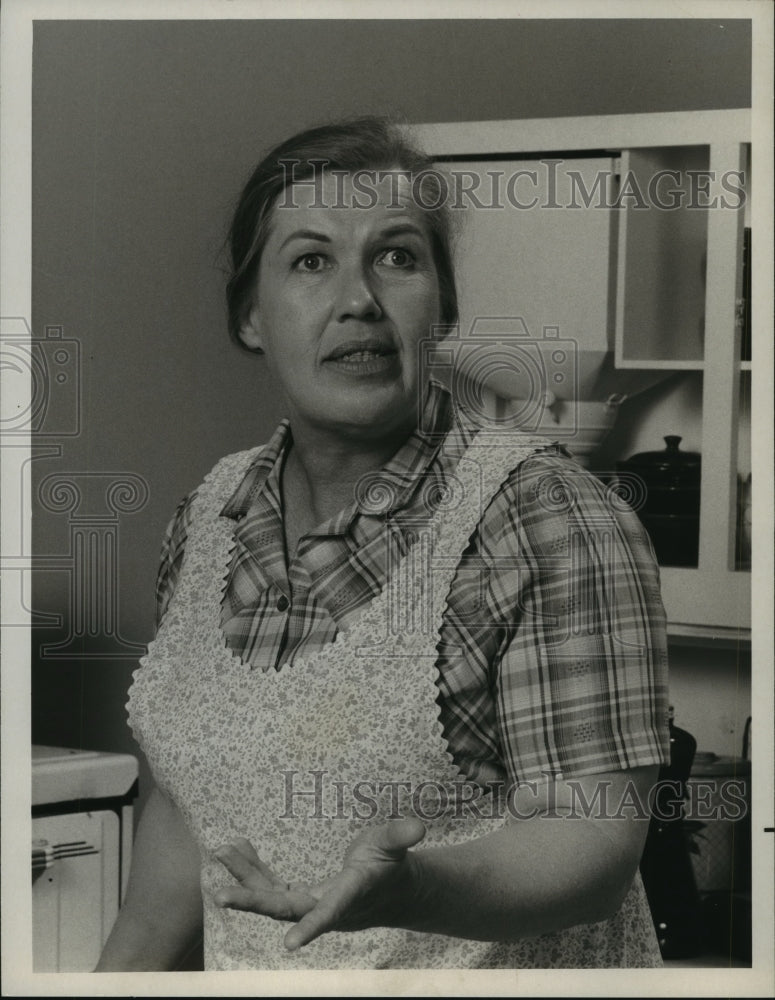 1974, Kathleen Freeman on "Lotsa Luck" - Historic Images