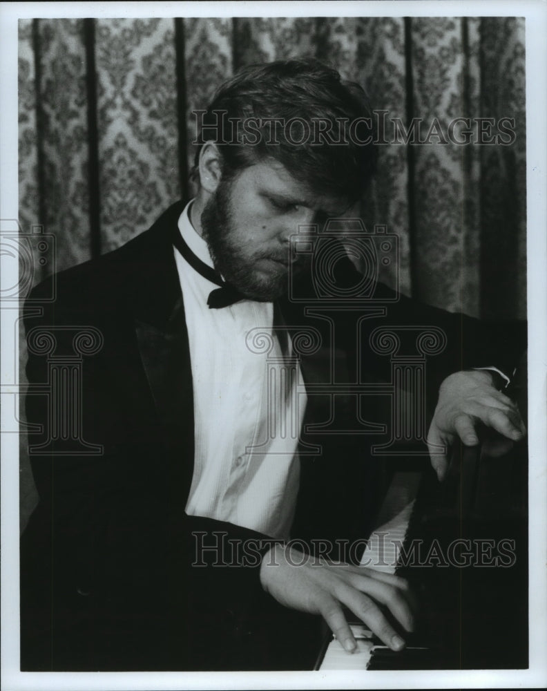 1995 Press Photo Piotr Folkert, Pianist - mjp18567 - Historic Images