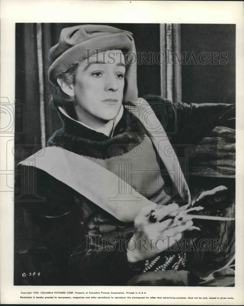 1955, Alex Guinness as "Richard II" English Actor - Historic Images