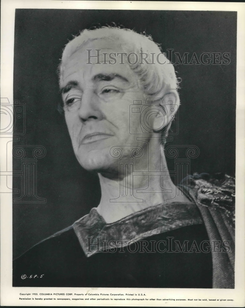 1955, Alec Guinness as Meneius Agrippa in Coriolanus - Historic Images