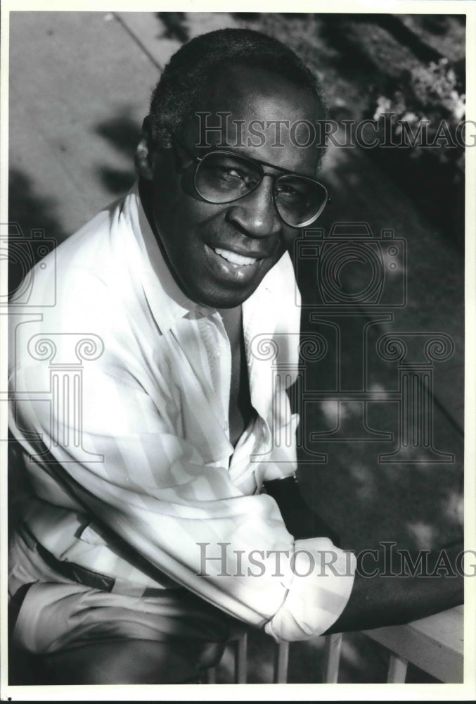 1991,Actor Robert Guillaume in Los Angeles - mjp18775 - Historic Images