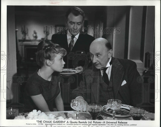 1964 Press Photo Hayley Mills With Aylmer And Mills In 'The Chalk Garden' - Historic Images