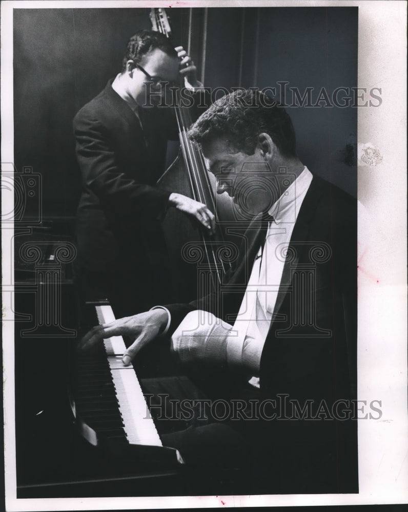 1968, Sig Millonzi, pianist &amp; Art Koenig at Frenchy&#39;s Restaurant - Historic Images