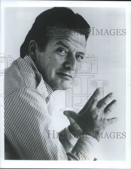 1980, Musician Neville Marriner, Ravinia Festival 1980 - mjp18971 - Historic Images