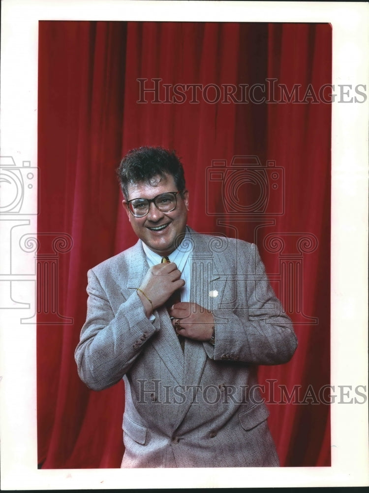 1995, Dale Gutzman, Milwaukee Orchestra Director - mjp18983 - Historic Images