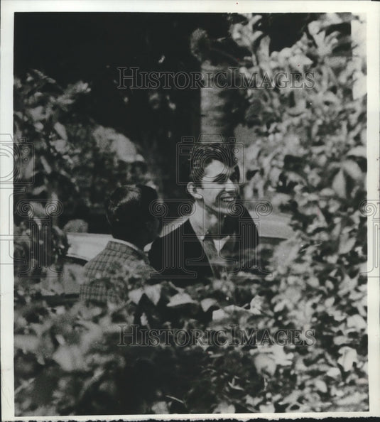 1966, Guatemalan secret police in bushes - Historic Images