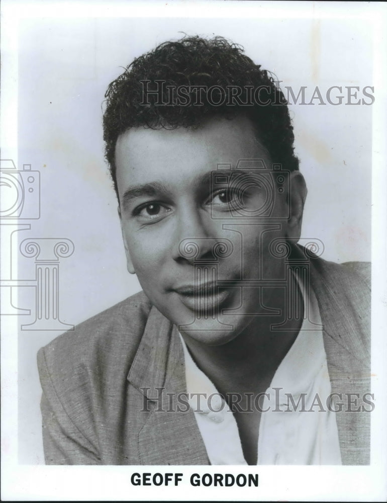 1990 Press Photo Geoff Gordon, Story editor for TV comedy &quot;Family Matters&quot; - Historic Images