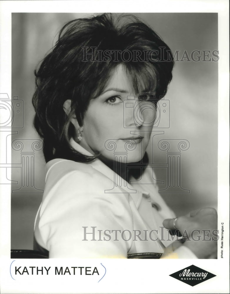 1997, Singer Kathy Mattea - mjp19210 - Historic Images