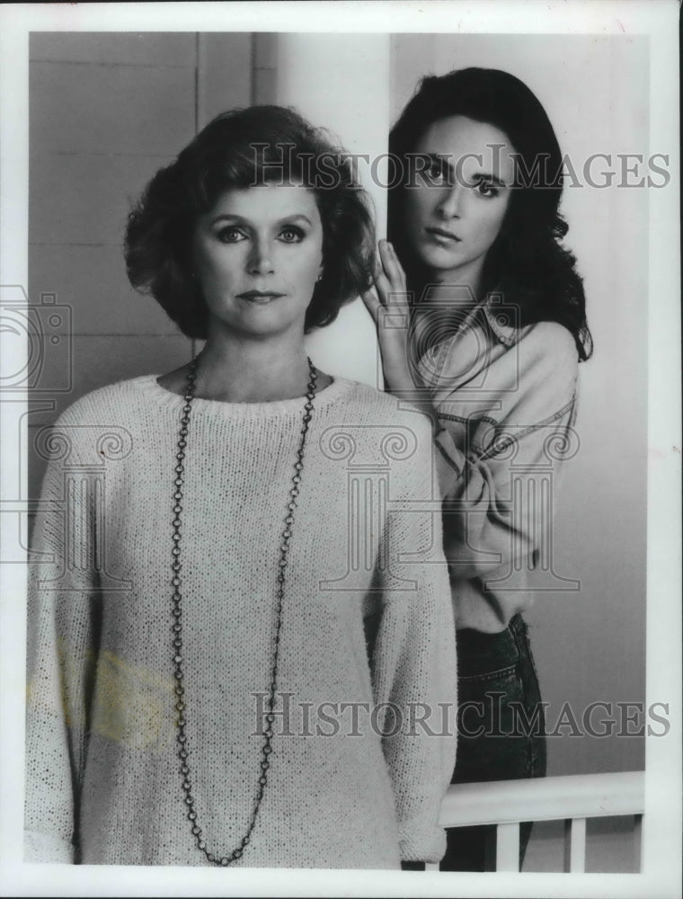 1990 Press Photo Marlee Matlin With Lee Remick In CBS&#39; &#39;Bridge To Silence&#39; - Historic Images