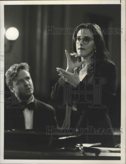 1991 Press Photo Actress Marlee Matlin Stars In NBC's 'Reasonable Doubts" - Historic Images