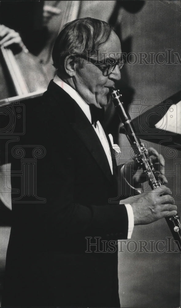 1978 Press Photo Musician Benny Goodman Plays Clarinet At Benefit Concert - Historic Images