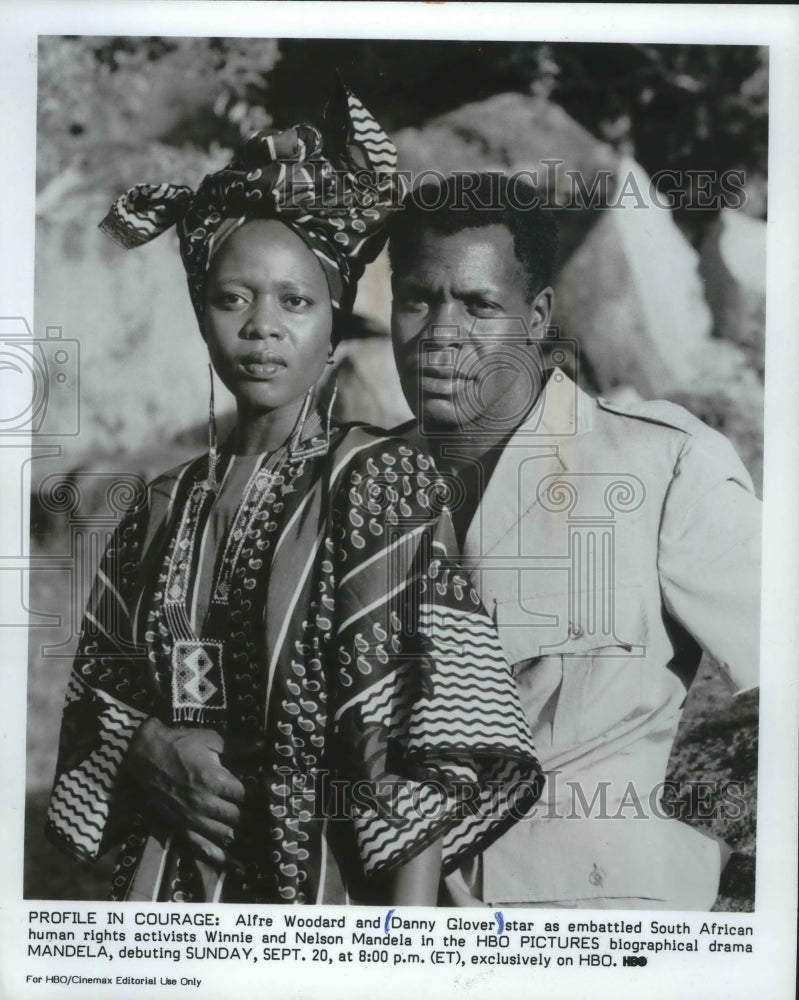 1987 Press Photo Danny Glover &amp; Alfre Woodard in &quot;Mandela&quot; - mjp19535-Historic Images