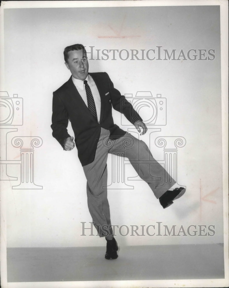 1958, George Gobel Jumping for Joy, Lonesome George is back again - Historic Images