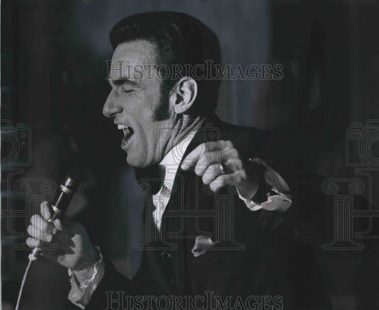 1960, Baritone Stuart Rose Sings At Fazio's On Fifth - Historic Images