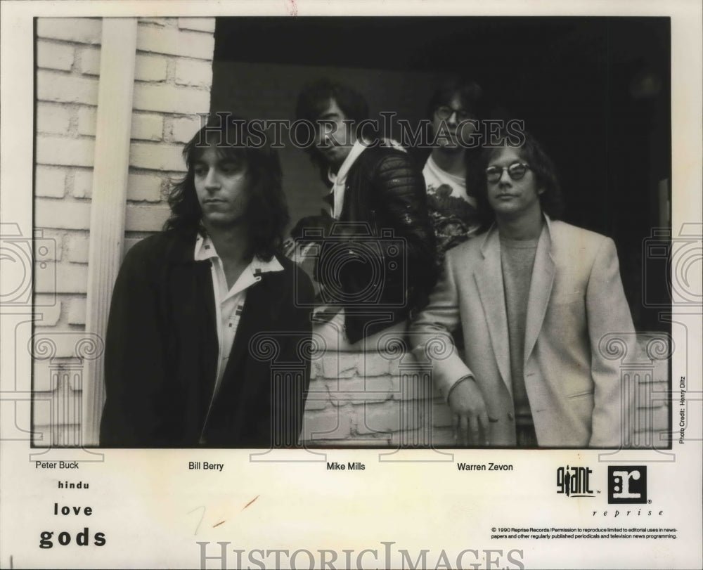 1990 Press Photo Musicians The Hindu Love Gods, Peter Buck, Bill Berry, others. - Historic Images