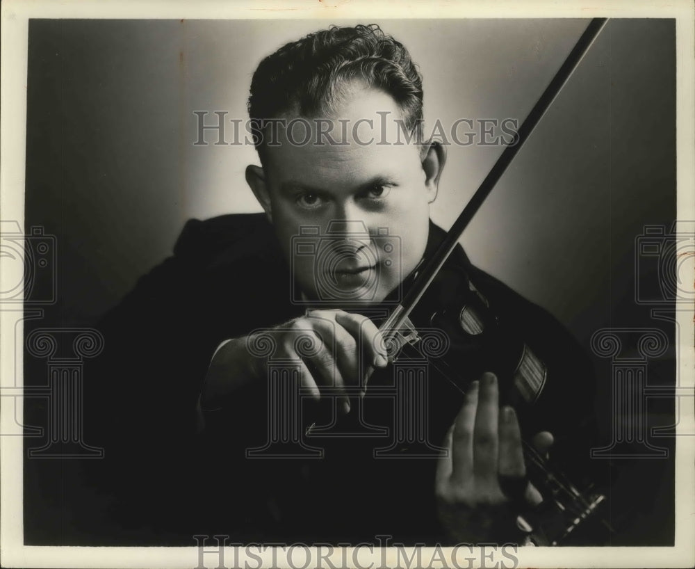 1959 Press Photo Concertmaster Sidney Harth of Peninsula Music festival- Historic Images
