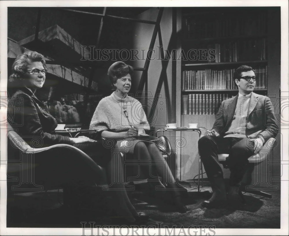 1965, Moderator Joyce Henry, Byron Ringland on "Critique" TV Show - Historic Images