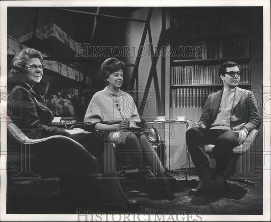 1965, Moderator Joyce Henry, Byron Ringland on "Critique" TV Show - Historic Images