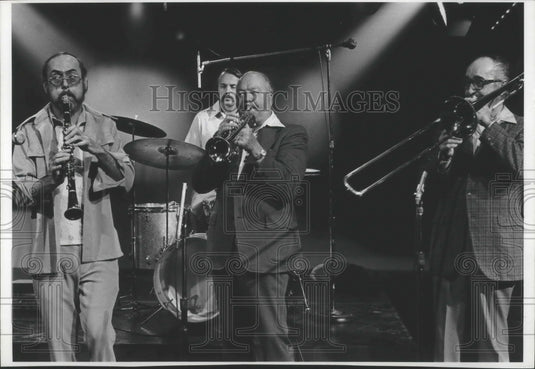 1976 Press Photo Chuck Hedges, Dixieland Showcase Series - mjp20462-Historic Images