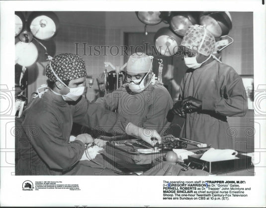 1981 Press Photo Gregory Harrison & others in "Trapper John, M.D." - mjp20477-Historic Images