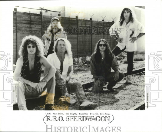 2002 Press Photo Members Of The Band R.E.O. Speedwagon - mjp20617 - Historic Images
