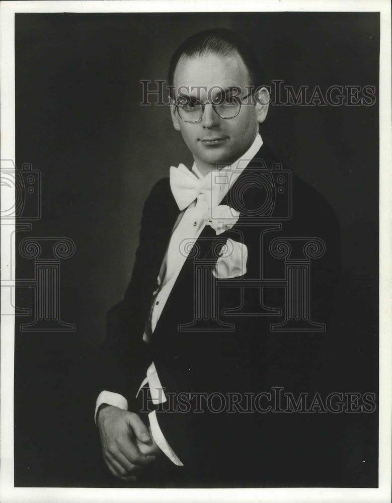 1981, James Paul, Associate Conductor, Milwaukee Symphony Orchestra - Historic Images