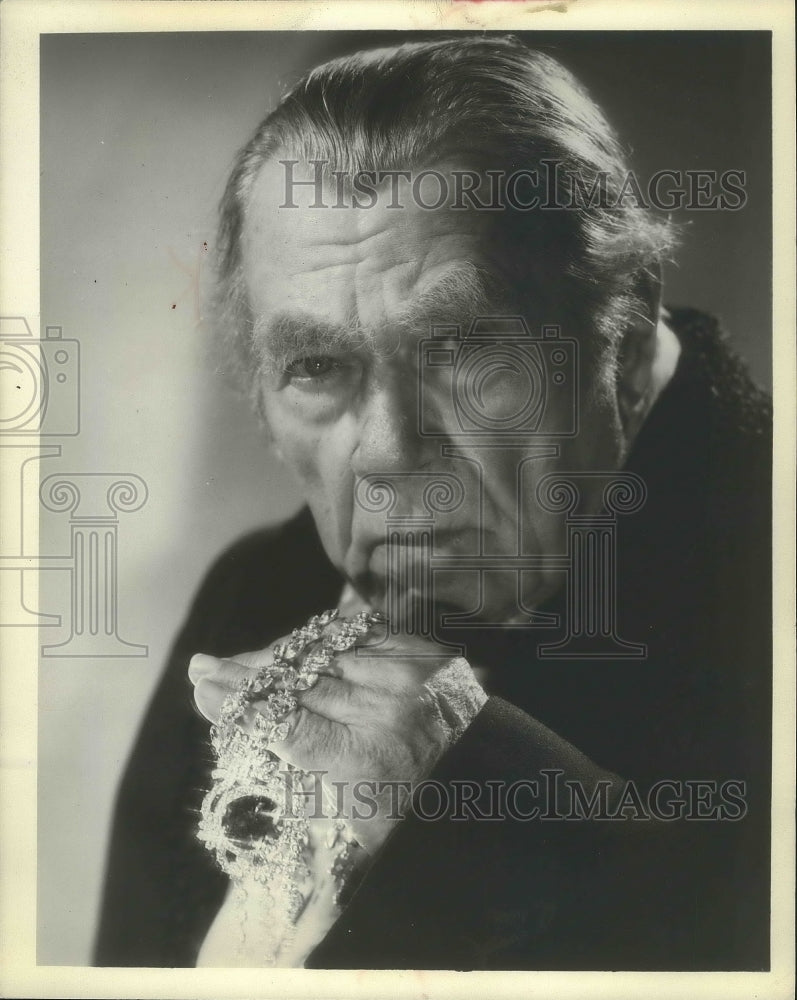 1975 Press Photo Oscar Homolka plays Dutch diamond cutter in movie on CBS- Historic Images