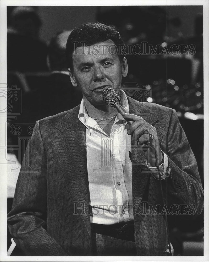 1978, Wally Pate is featured guest on &quot;Talent Showcase&quot; - mjp20835 - Historic Images
