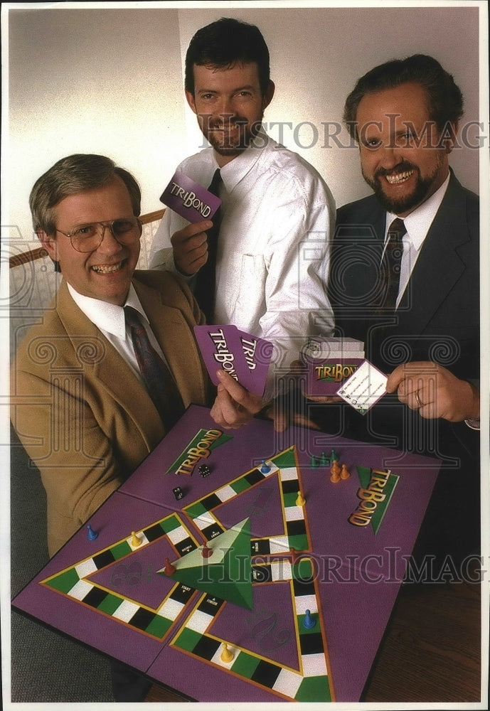 1994 Press Photo Fran patch, Tim Walsh, and Bryce Patch play Tribond - mjp20871 - Historic Images